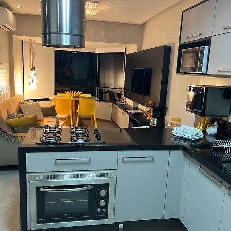 Ferienwohnung Excelente Localizacao Na Barra -Climatizado-Garagem Salvador da Bahia Exterior foto